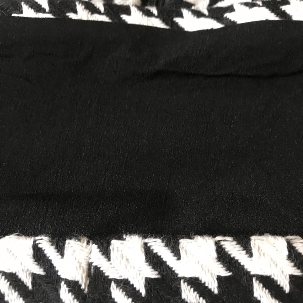 Perfect Houndstooth Mini - Picture 5 of 5